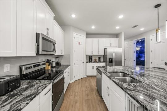 Property image 8